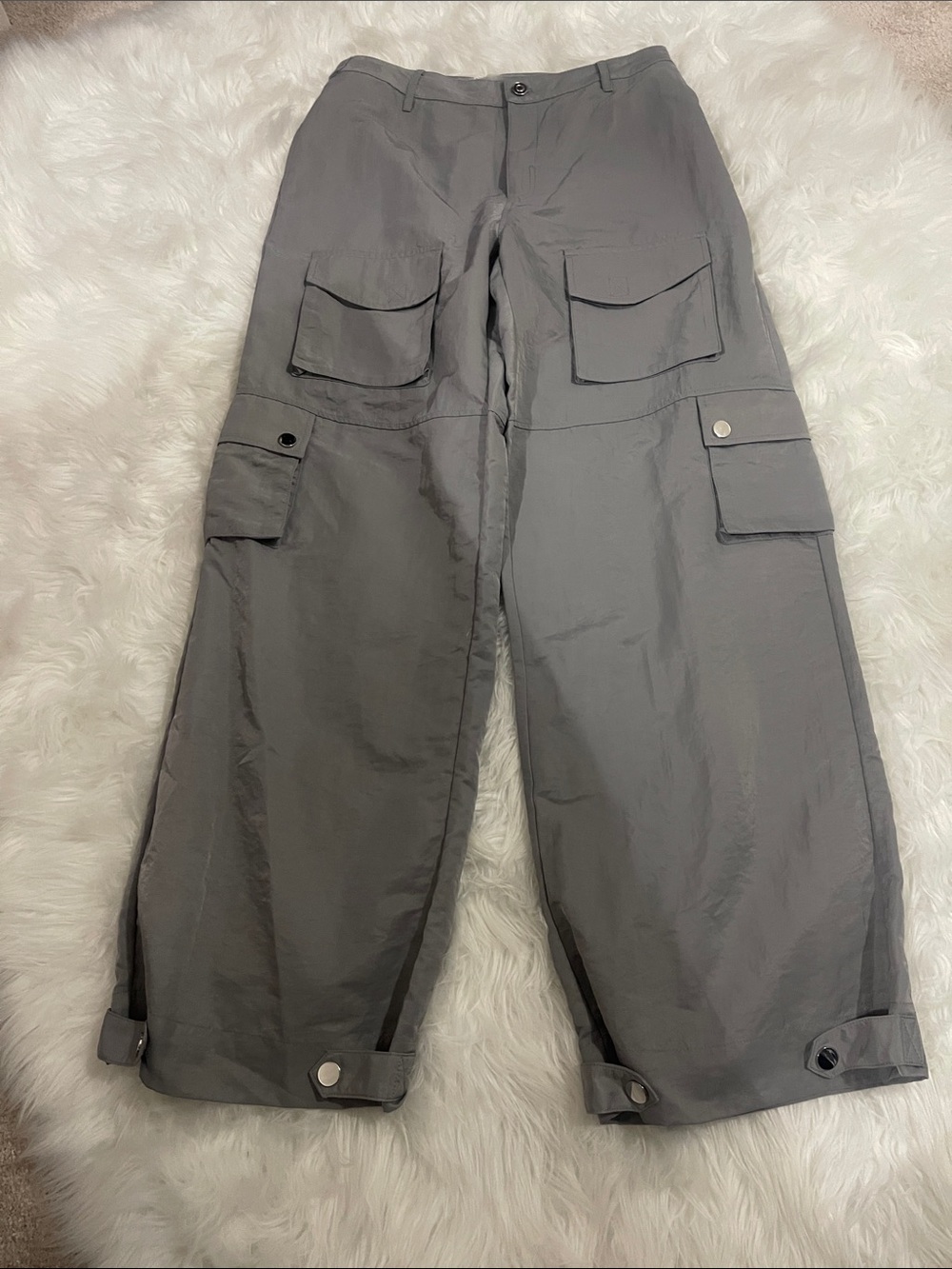 Women’s utility cargo pants